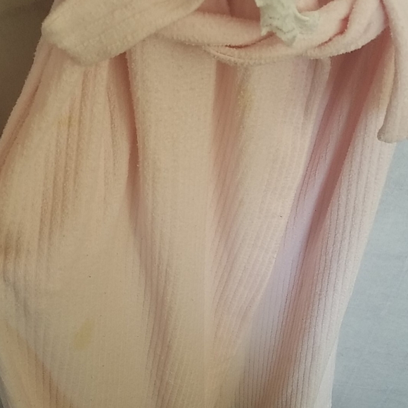Pink floor-length bath robe. Kids size 10-12. - Picture 4 of 6